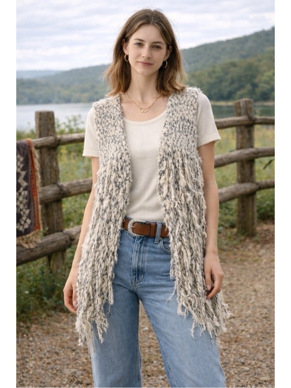 ANTHRO UMGEE Women's Bohemian Festival Retro Beige Fringe Shaggy Open Vest L
